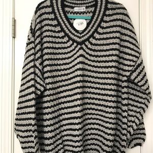 Very Soft Oversized V Neck tunic stretchy